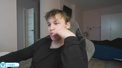 Snapshot of maygly chatting on April 2026 07:13:02 AM Slava and Alextatto online show from April 2026 07:13:02 AM