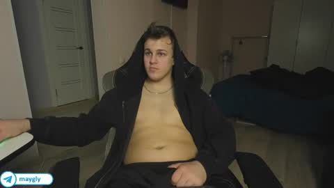 Snapshot of maygly chatting on April 2026 07:18:02 PM Slava and Alextatto online show from April 2026 07:18:02 PM