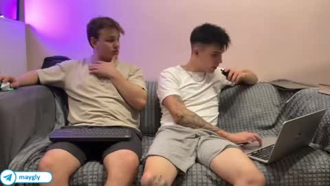 Snapshot of maygly chatting on April 2026 09:54:01 PM Slava and Alextatto online show from April 2026 09:54:01 PM