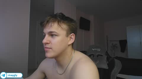 Snapshot of maygly chatting on May 2026 06:43:02 AM Slava and Alextatto online show from May 2026 06:43:02 AM