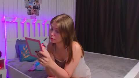 Ann online show from November 2025 07:12:01 PM