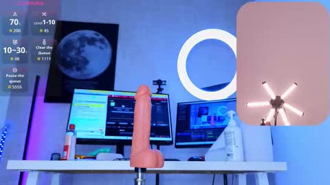 Snapshot of maykka chatting on October 2025 12:20:02 AM Mayka online show from October 2025 12:20:02 AM