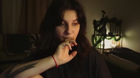 Snapshot of maymary_ chatting on December 2024 05:37:01 AM Mary  . online show from December 2024 05:37:01 AM