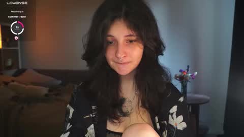 Snapshot of maymary_ chatting on September 2025 06:18:01 AM Mary  . online show from September 2025 06:18:01 AM