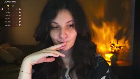 Snapshot of maymary_ chatting on October 2025 06:03:02 AM Mary  . online show from October 2025 06:03:02 AM
