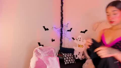 Snapshot of mayproject2 chatting on October 2025 09:02:01 PM may online show from October 2025 09:02:01 PM