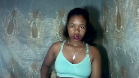 Snapshot of mayrah5 chatting on February 2026 05:46:02 AM mayrah online show from February 2026 05:46:02 AM