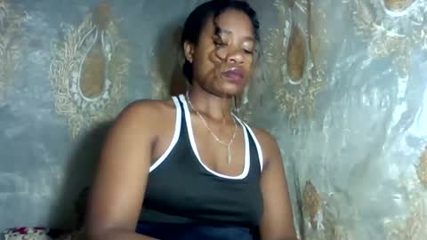 Snapshot of mayrah5 chatting on March 2026 05:46:01 AM mayrah online show from March 2026 05:46:01 AM