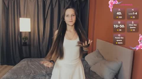 Snapshot of maysday chatting on October 2025 01:51:01 PM May online show from October 2025 01:51:01 PM