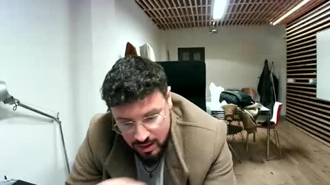 maythe4bwu online show from February 2025 09:48:01 PM