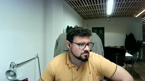 maythe4bwu online show from September 2025 04:19:02 PM