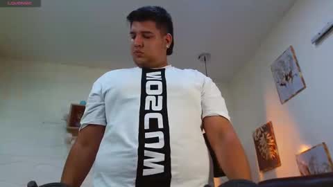 Snapshot of mazenrois chatting on January 2026 08:50:02 AM mazen online show from January 2026 08:50:02 AM