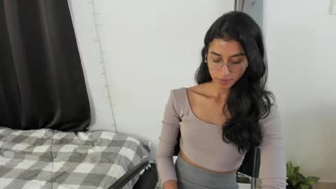 mazikeen_18 online show from March 2025 02:59:02 PM