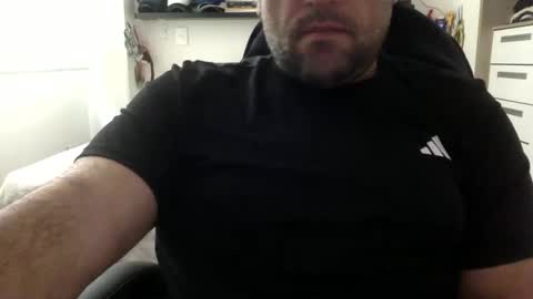 VzlaMan online show from April 2026 02:01:02 PM