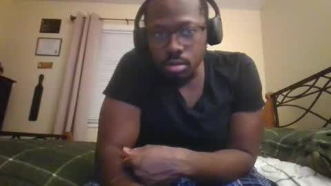 Snapshot of mbsupreme chatting on November 2025 05:40:02 AM Mark online show from November 2025 05:40:02 AM