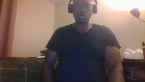 Snapshot of mbsupreme chatting on December 2025 03:23:01 AM Mark online show from December 2025 03:23:01 AM