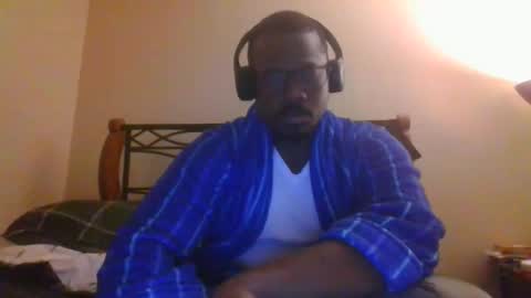 Snapshot of mbsupreme chatting on December 2025 11:31:01 PM Mark online show from December 2025 11:31:01 PM