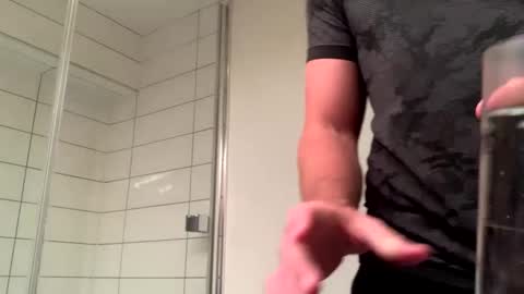 Snapshot of mcr8080 chatting on December 2024 09:40:02 PM mcr8080 online show from December 2024 09:40:02 PM