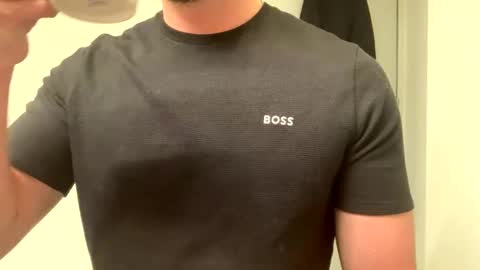 Snapshot of mcr8080 chatting on January 2025 07:04:02 AM mcr8080 online show from January 2025 07:04:02 AM