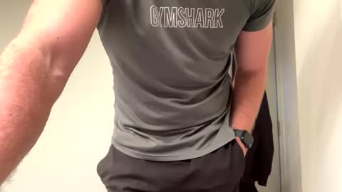 Snapshot of mcr8080 chatting on January 2025 03:43:01 PM mcr8080 online show from January 2025 03:43:01 PM