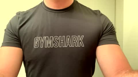 Snapshot of mcr8080 chatting on February 2025 06:02:01 AM mcr8080 online show from February 2025 06:02:01 AM