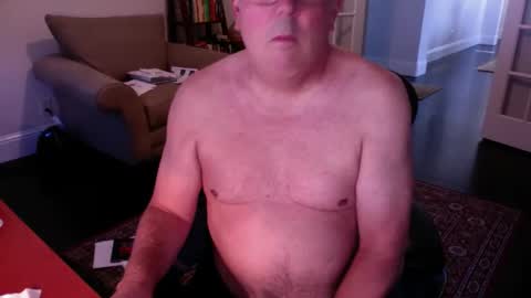 mdog9669 online show from November 2025 04:49:01 PM