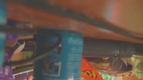 Snapshot of mdtpoker chatting on November 2025 08:18:01 PM Poker online show from November 2025 08:18:01 PM