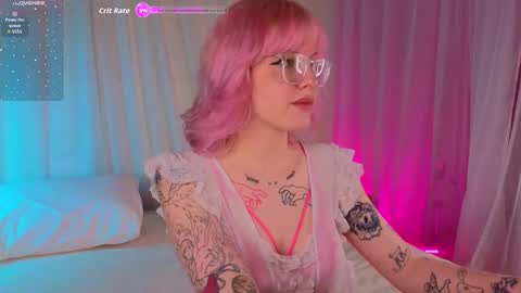 Snapshot of me1roze chatting on March 2026 10:12:01 PM Roze online show from March 2026 10:12:01 PM