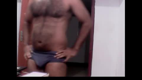 Snapshot of me_hai12 chatting on December 2024 11:50:02 PM me_hai12 online show from December 2024 11:50:02 PM