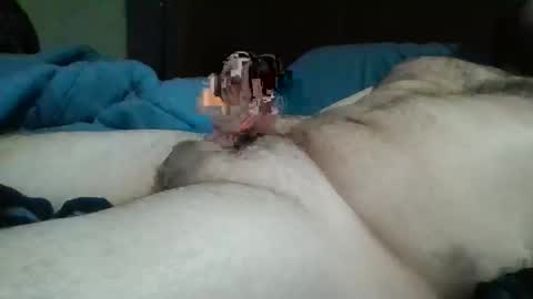 Snapshot of me_likey88 chatting on April 2026 03:02:01 AM yung n hung online show from April 2026 03:02:01 AM