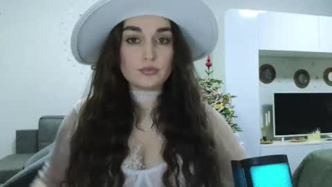 Snapshot of me_lissa_sun chatting on December 2024 12:27:01 AM Melissa online show from December 2024 12:27:01 AM