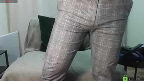 Meaty Roll online show from February 2025 11:44:02 AM