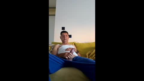 Snapshot of medeni62 chatting on June 2026 04:13:01 AM medeni62 online show from June 2026 04:13:01 AM