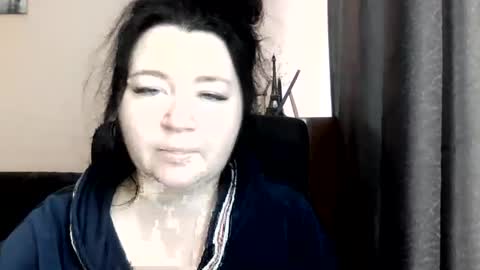 Oltereodora-lima online show from October 2025 08:15:02 AM