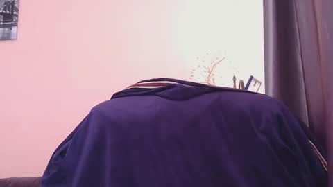 Snapshot of medjik_lool chatting on March 2026 06:06:01 AM Oltereodora-lima online show from March 2026 06:06:01 AM