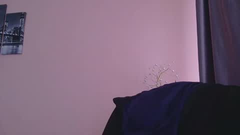 Snapshot of medjik_lool chatting on March 2026 06:39:01 AM Oltereodora-lima online show from March 2026 06:39:01 AM