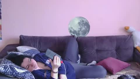 Snapshot of medjik_lool chatting on April 2026 09:10:02 AM Oltereodora-lima online show from April 2026 09:10:02 AM