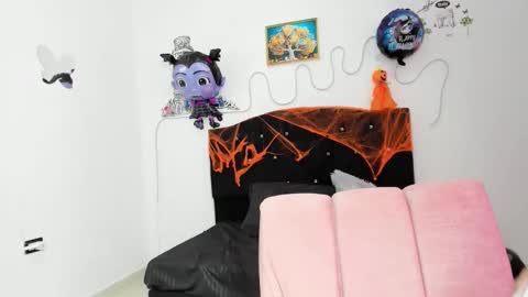 medusa__charity online show from November 2025 03:33:02 PM