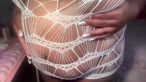 Snapshot of meetsouthernpeach chatting on April 2026 06:16:02 PM Southern Peach online show from April 2026 06:16:02 PM