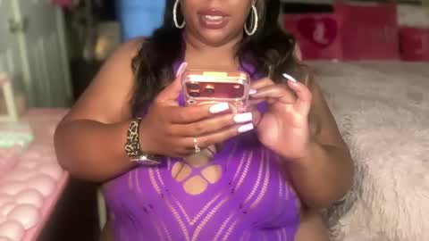Snapshot of meetsouthernpeach chatting on May 2026 02:24:02 PM Southern Peach online show from May 2026 02:24:02 PM