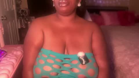 Snapshot of meetsouthernpeach chatting on June 2026 02:22:02 AM Southern Peach online show from June 2026 02:22:02 AM