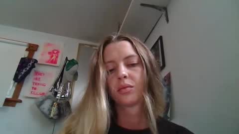 meeturmakers online show from September 2025 10:33:02 PM