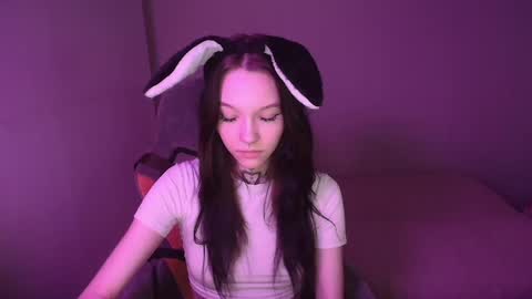 mefwhOre online show from February 2025 08:02:02 PM