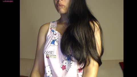 Snapshot of meg4nmiau chatting on January 2025 02:25:01 AM Meg4n Miauuuu online show from January 2025 02:25:01 AM