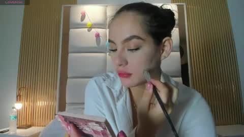 megaan_rouse online show from May 2026 11:37:02 AM