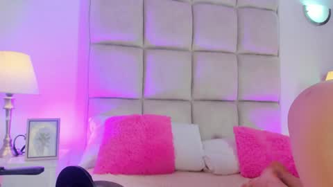megaan_rouse online show from May 2026 12:46:02 PM
