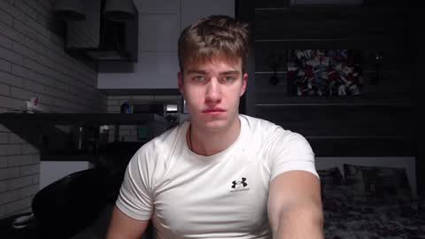 Max online show from December 2024 09:50:01 PM