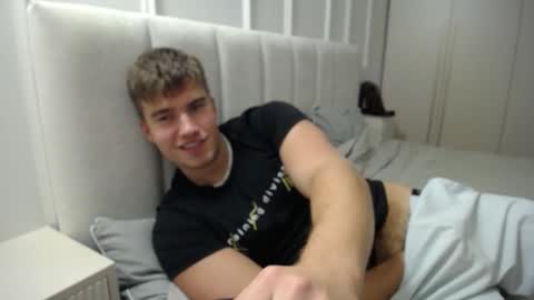 Max online show from October 2025 09:26:02 PM