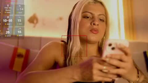 Snapshot of megan_browns1 chatting on June 2026 01:14:01 PM Megan online show from June 2026 01:14:01 PM