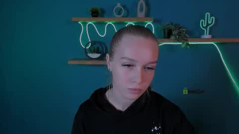 megan_cold online show from October 2025 09:06:02 AM